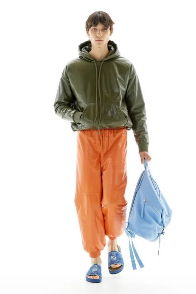Look 37